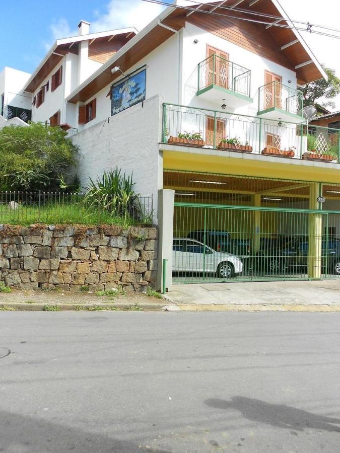 Pousada Monte Suico Campos do Jordão Exterior foto