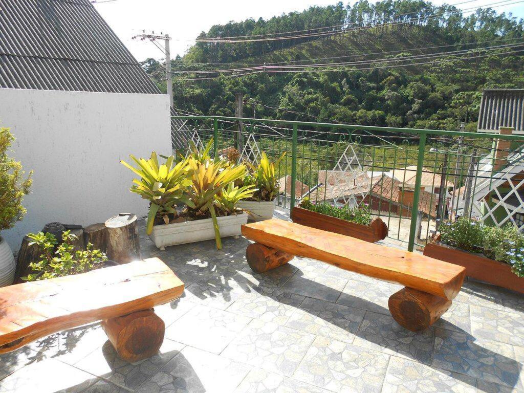 Pousada Monte Suico Campos do Jordão Exterior foto